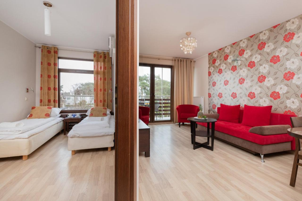 Elegant With Balcony By Renters Apartment Wladyslawowo